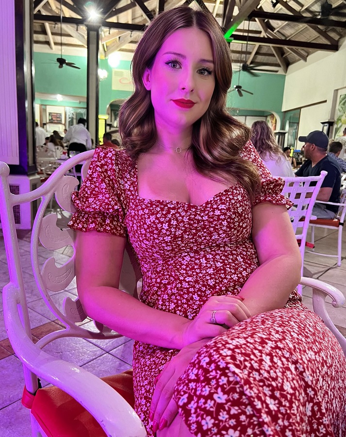 Erin Moore An Exemplary Married Woman Cheats On Her Husband