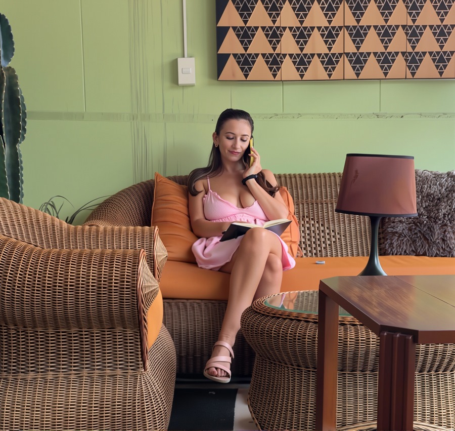 Kitty Kriss Beautiful Woman Cheated A Week Before The Wedding