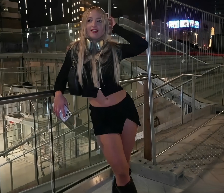 Chloe Chevalier BF Cheated So I Fucked Two Bbcs I Just Met In The Street And Facetimed Him The Whole Time