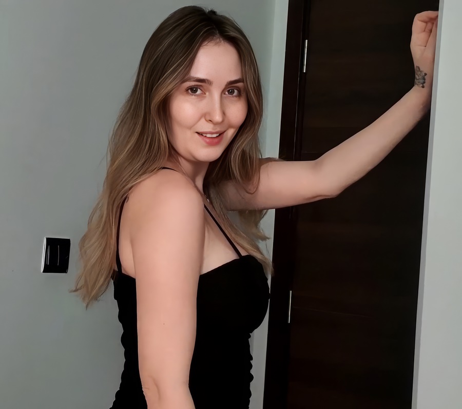 Alina Rai Sexwife Go To The Hotel For Fuck With Lover