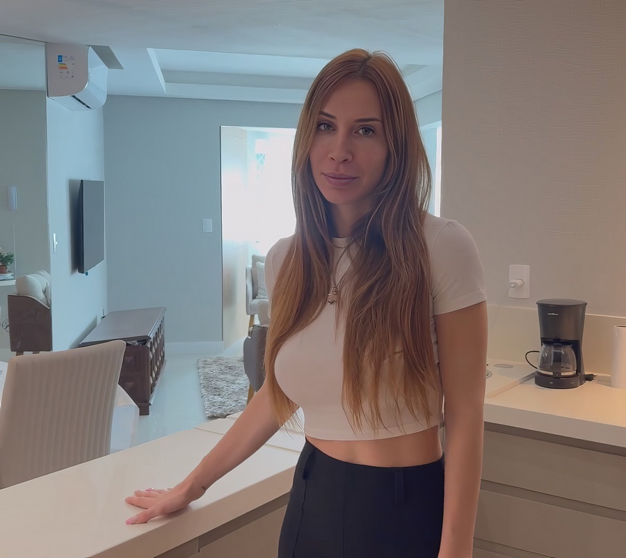 Vero Buffone I Found Out That My Husband Is Cheating On Me And I Fucked His Friend To Teach Him a Lesson